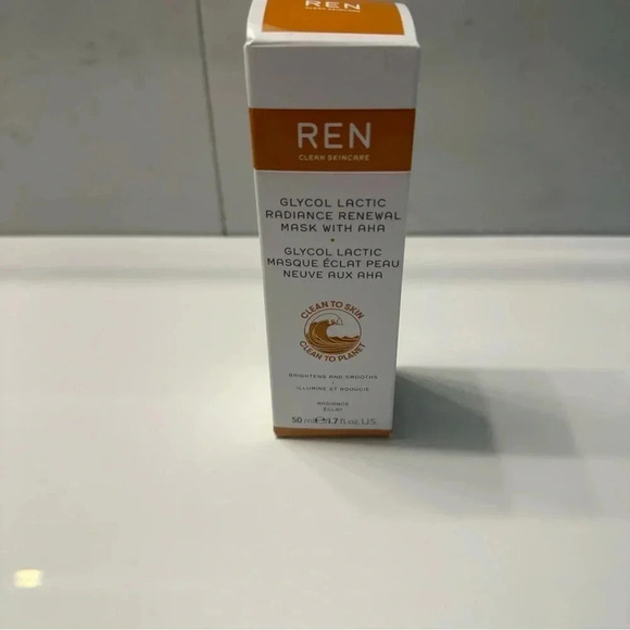 🍁 REN Clean skincare GLYCOL LACTIC RADIANCE RENEWAL MASK - Picture 2 of 3